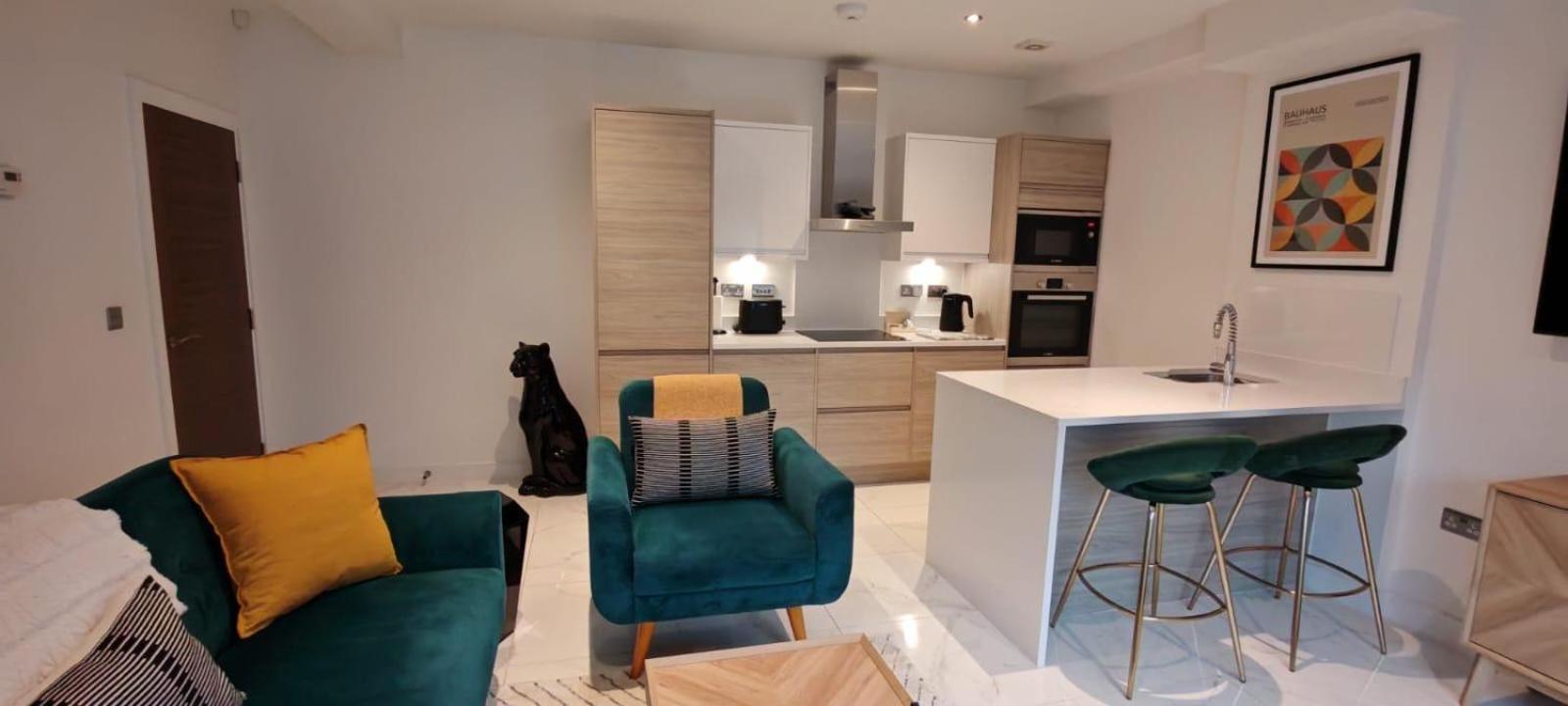 Luxury Apartment: City Centre, Stylish, Modern Chester Exterior foto