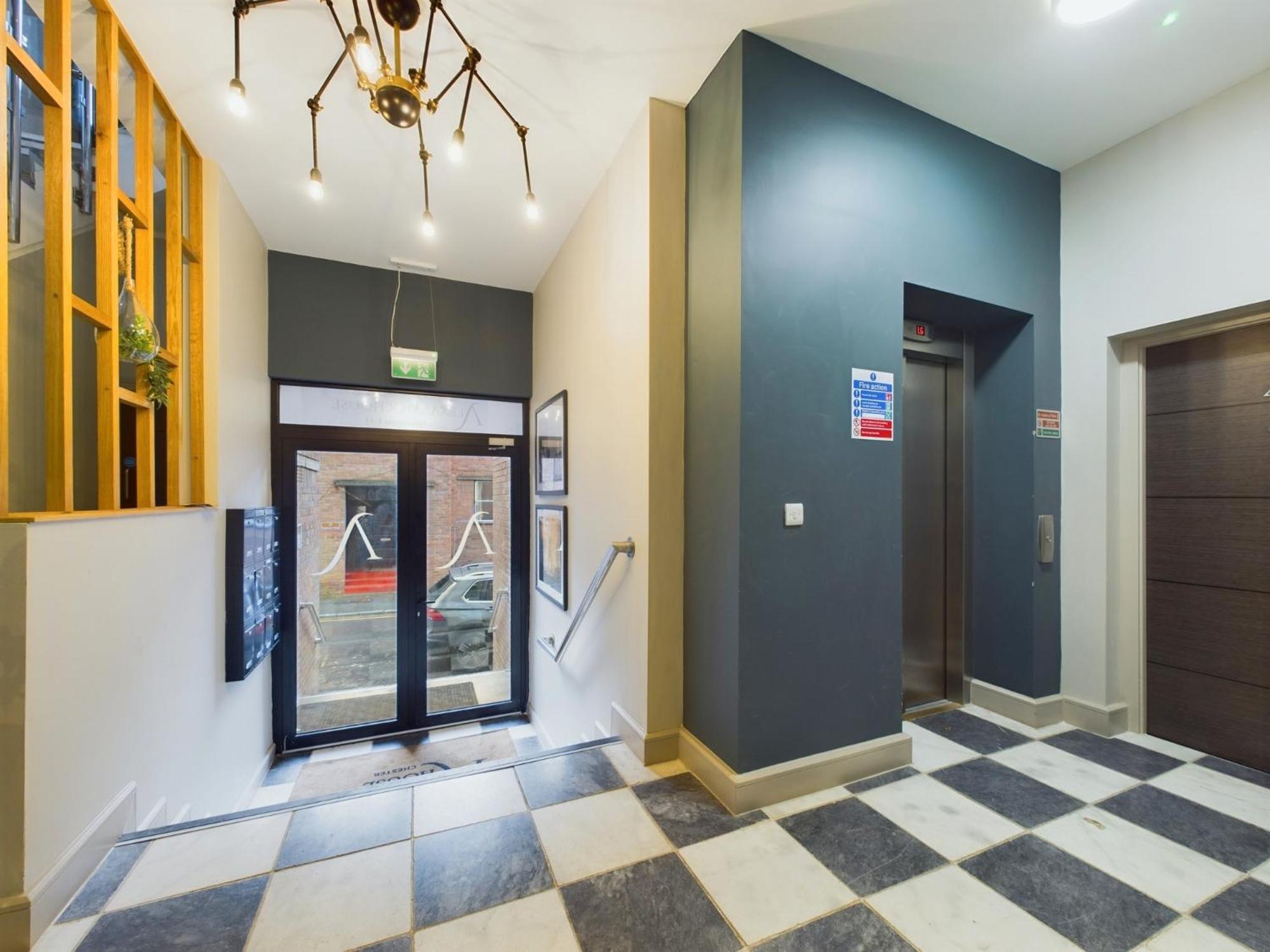 Luxury Apartment: City Centre, Stylish, Modern Chester Exterior foto